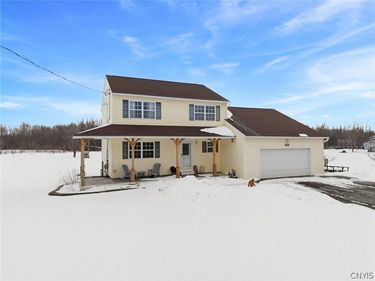 512 Shackelton Point Road, Bridgeport, NY 13030