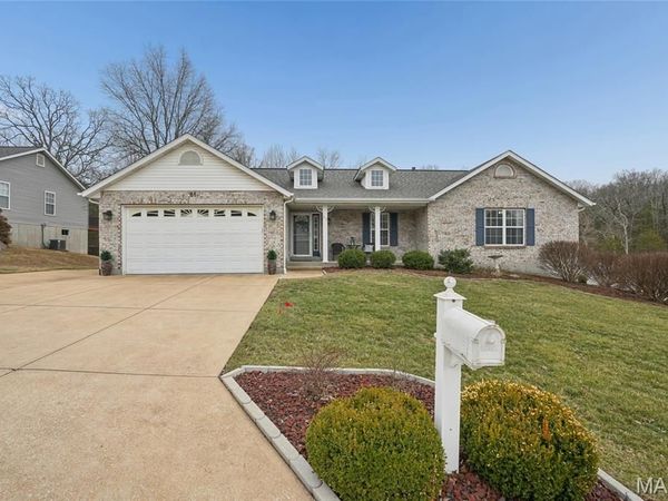 61 Ashford Place, Festus, MO 63028