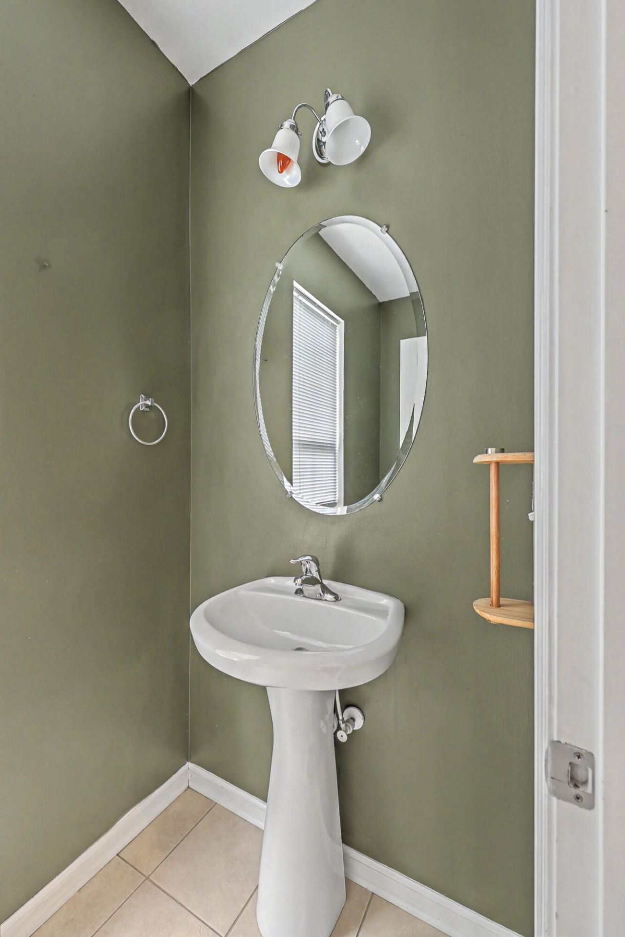 132 Cypress View Road Photo 15