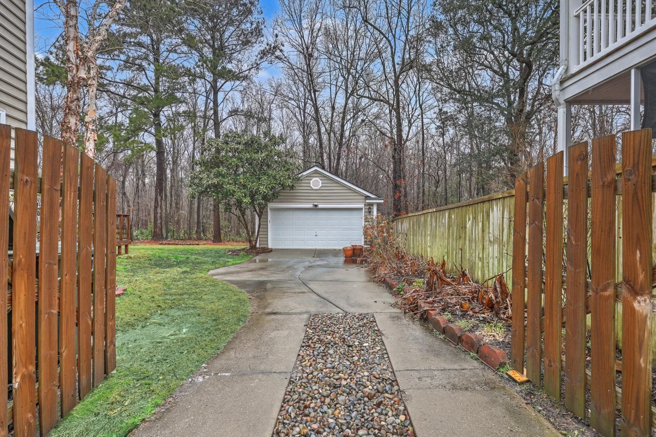 132 Cypress View Road Photo 37