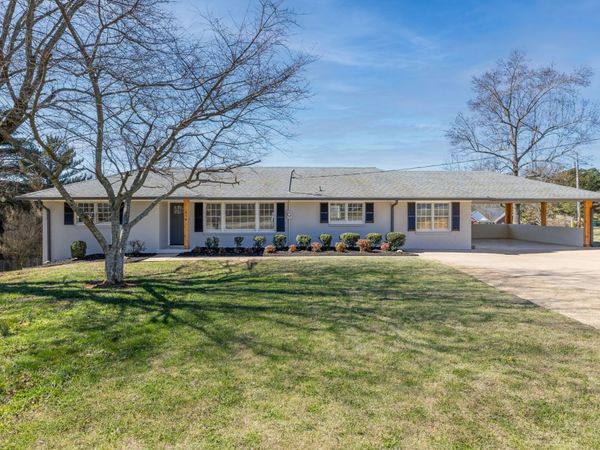 832 Hull Ave , Lewisburg, TN 37091