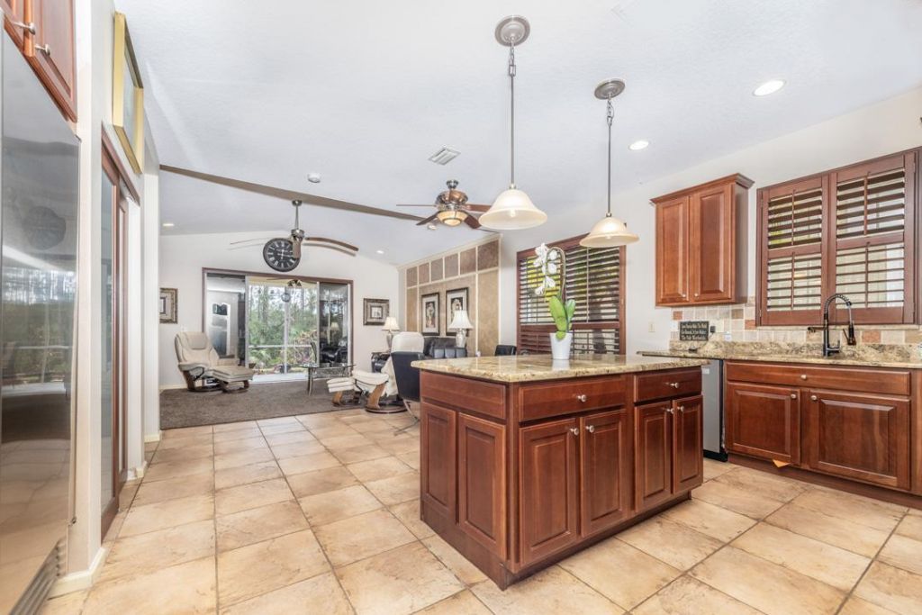 258 NW Red Cedar Street, Jensen Beach, FL 34957 Photo