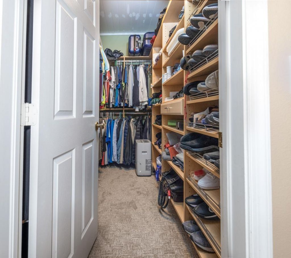 258 NW Red Cedar Street, Jensen Beach, FL 34957 Photo