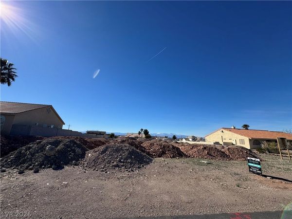 408 N Lisbon Street , Henderson, NV 89015