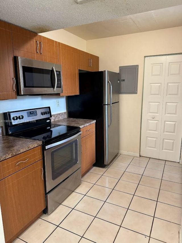 556 NW 114th Ave , Unit 201, Sweetwater, FL 33172 Photo