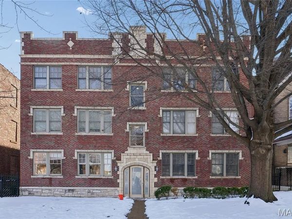 4228 McPherson Avenue, Unit 213, St Louis, MO 63108