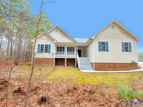 19423 Indian Road , Petersburg, VA 23805