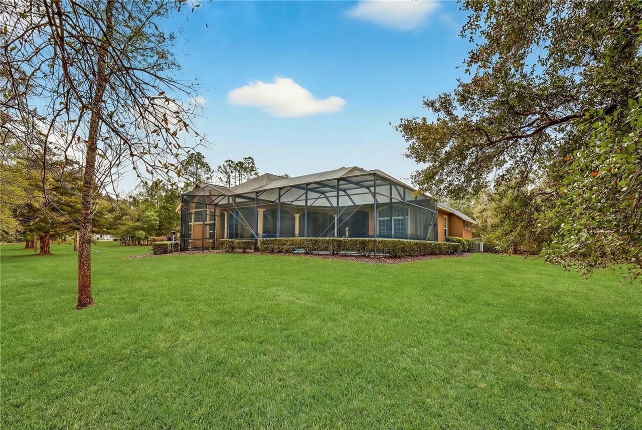 19056 NW 72nd Avenue, Alachua, FL 32615 Photo