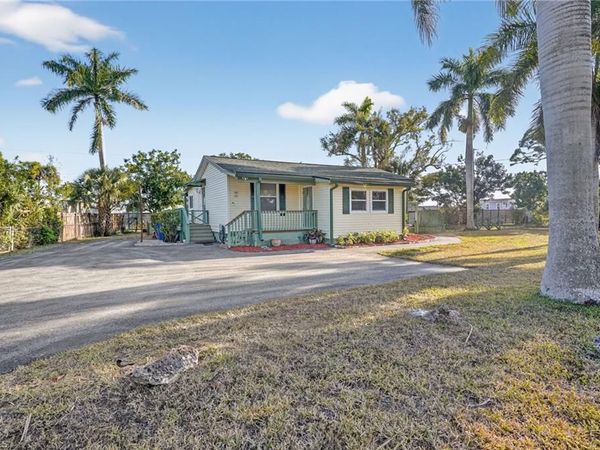 12691 Water LN, FORT MYERS, FL 33908