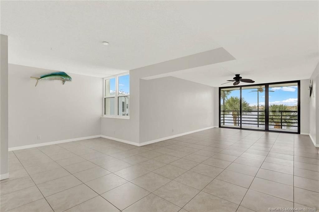 1950 SW Palm City Road, Unit 13-301, Stuart, FL 34994 Photo