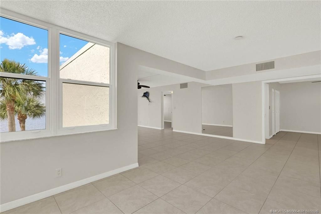 1950 SW Palm City Road, Unit 13-301, Stuart, FL 34994 Photo