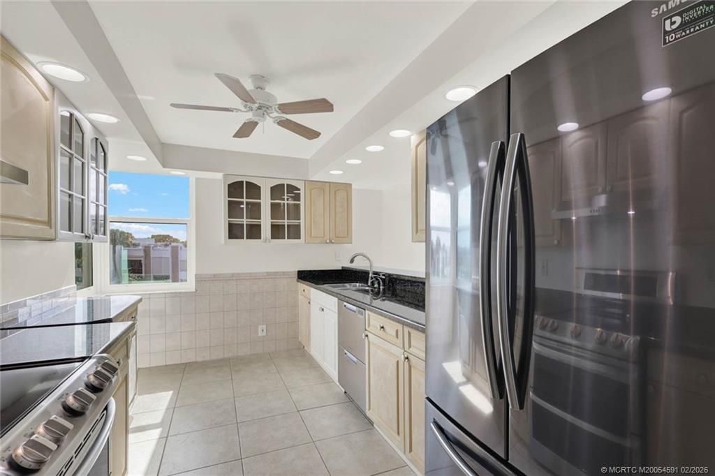 1950 SW Palm City Road, Unit 13-301, Stuart, FL 34994 Photo