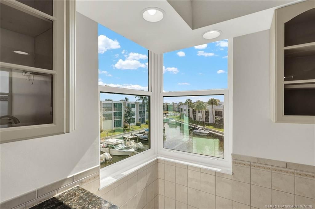 1950 SW Palm City Road, Unit 13-301, Stuart, FL 34994 Photo