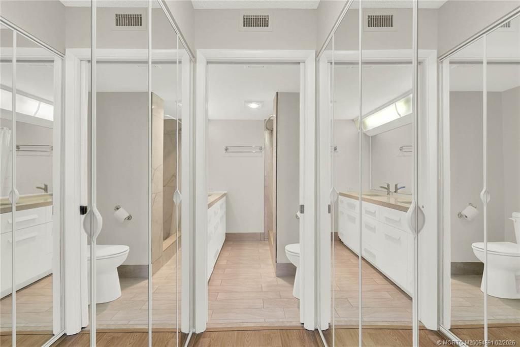 1950 SW Palm City Road, Unit 13-301, Stuart, FL 34994 Photo