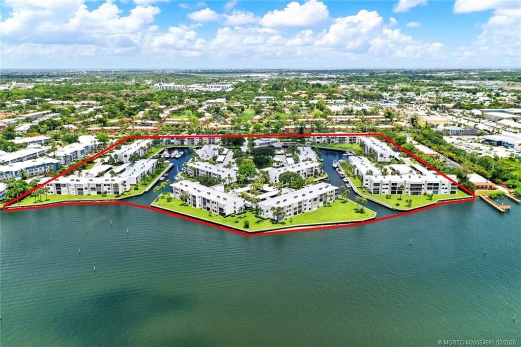 1950 SW Palm City Road, Unit 13-301, Stuart, FL 34994 Photo