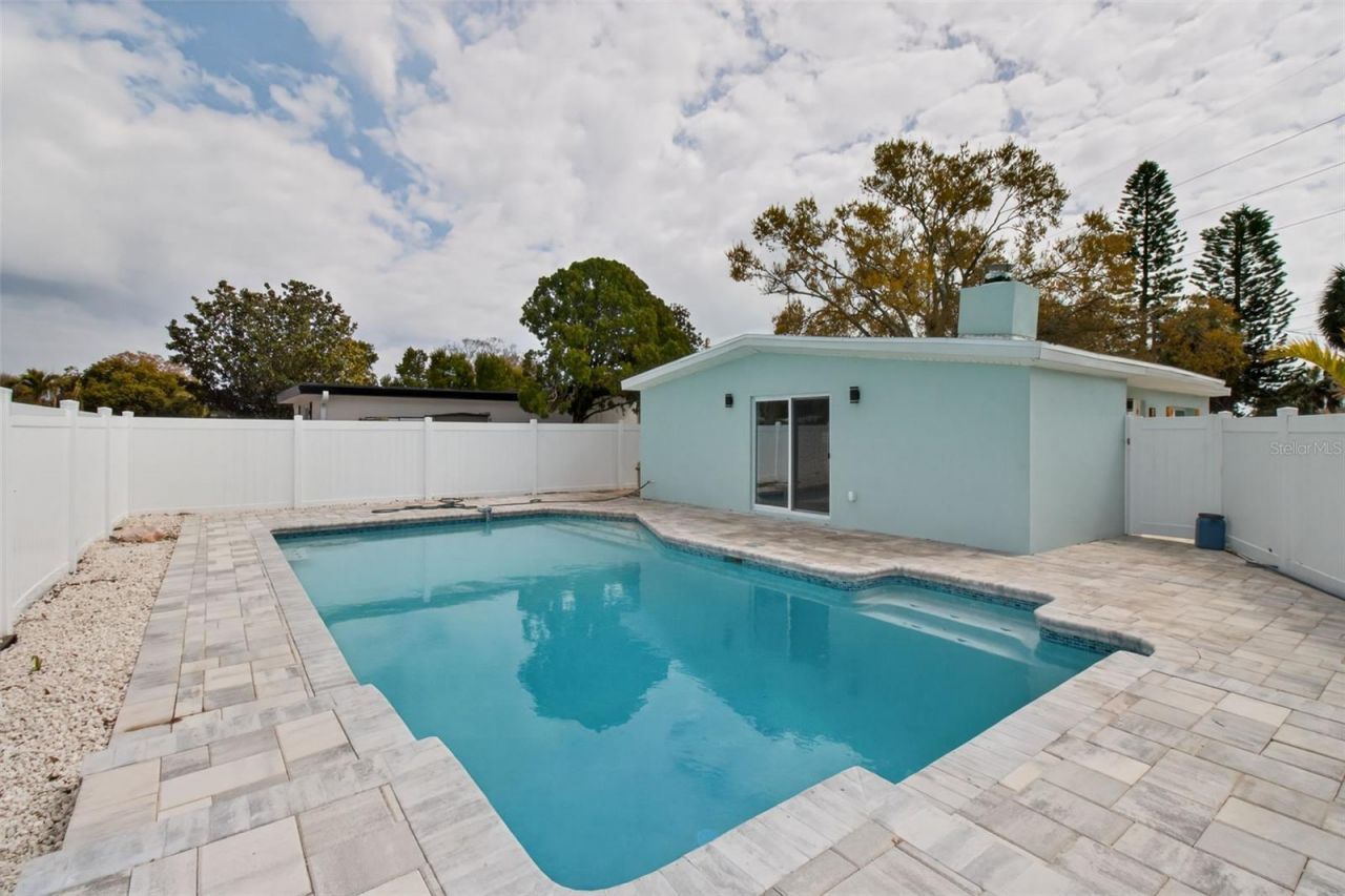 3223 73rd Street N, Saint Petersburg, FL 33710 Photo