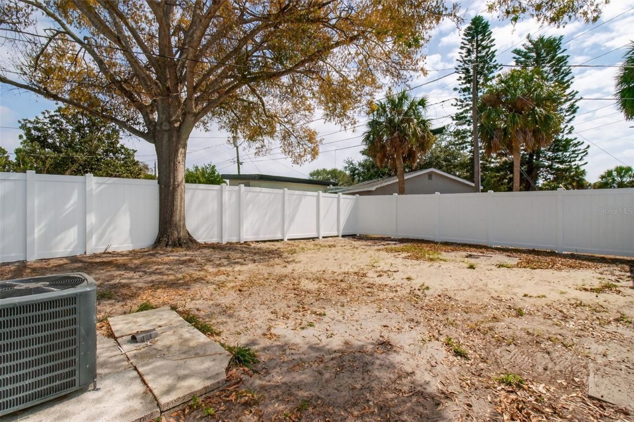 3223 73rd Street N, Saint Petersburg, FL 33710 Photo