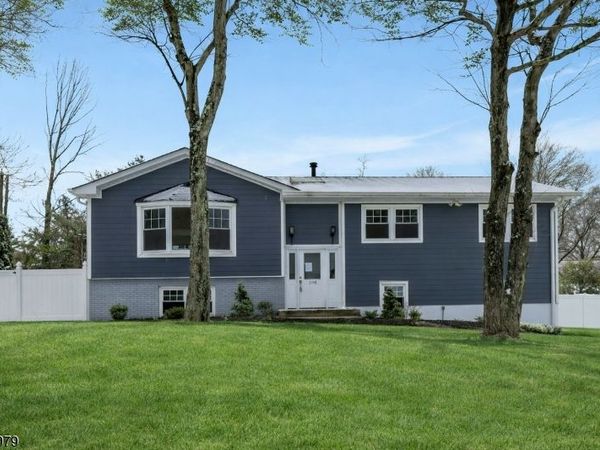 108 Packanack Lake Rd, Wayne, NJ 07470