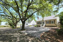 616 Marshview Ln. photo 4