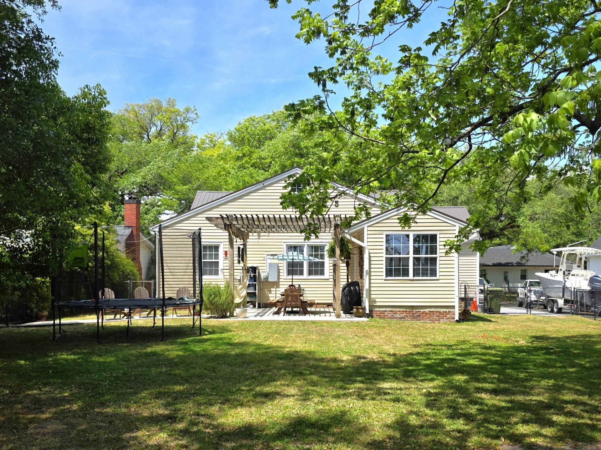 616 Marshview Ln. Photo 4