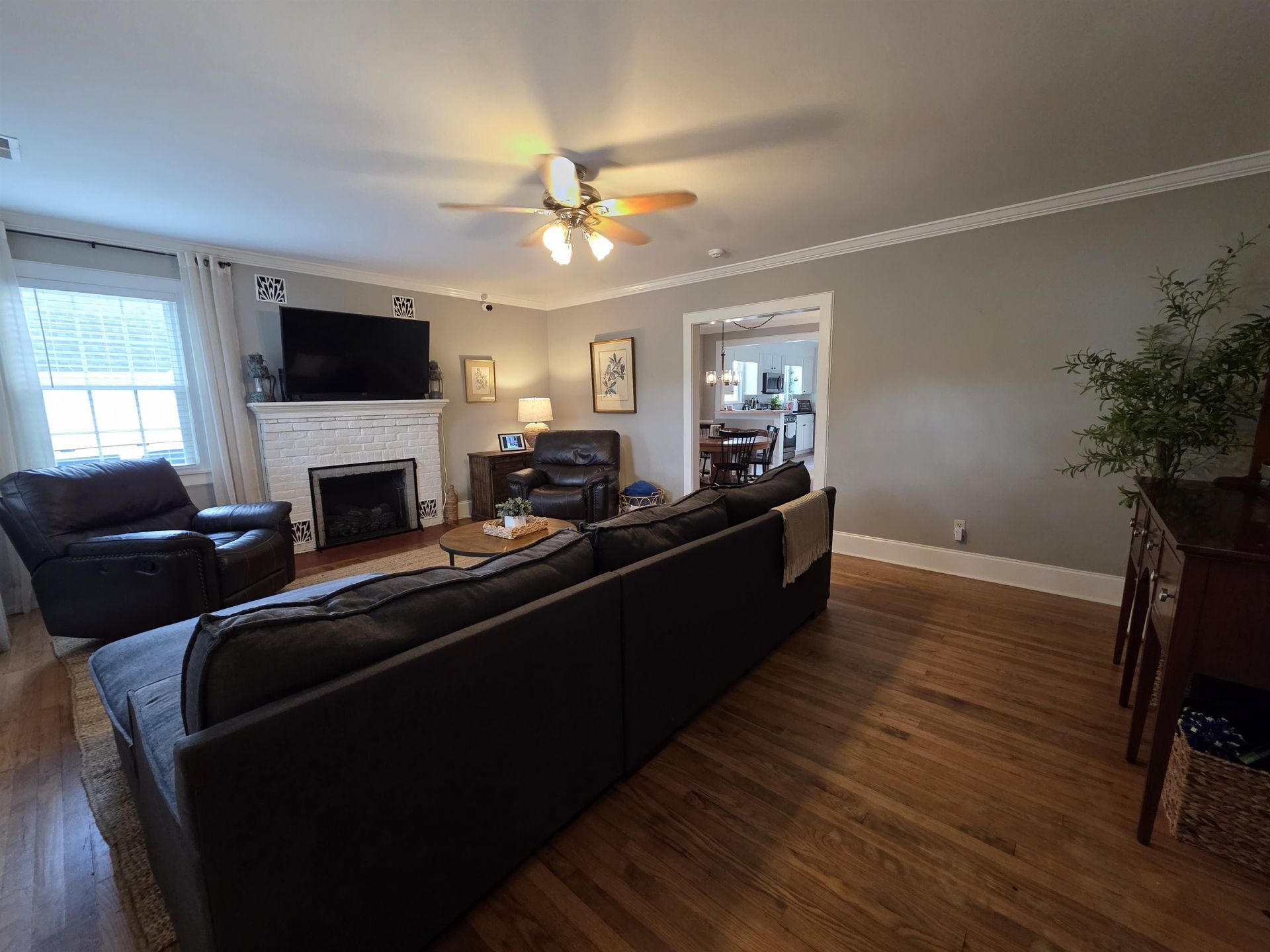 616 Marshview Ln. Photo 6