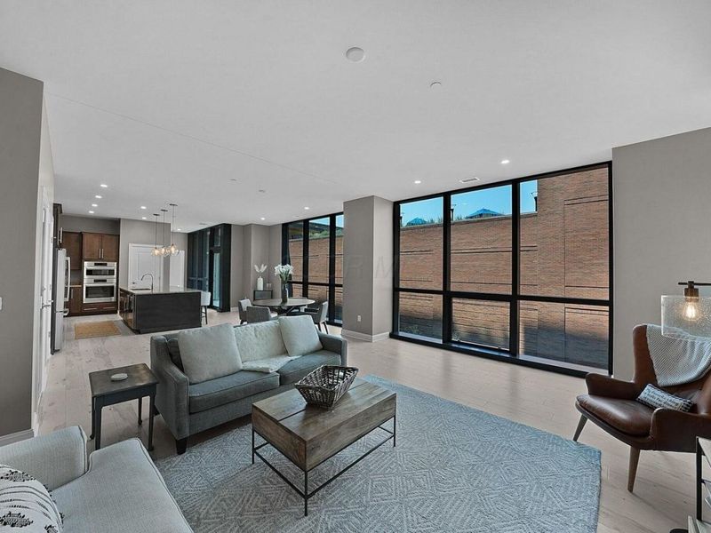 250 W Spring Street , Unit 413, Columbus, OH 43215 Photo 2