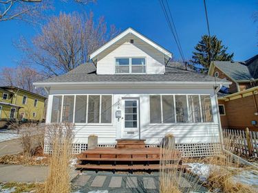 206 Elm Street W, Stillwater, MN 55082