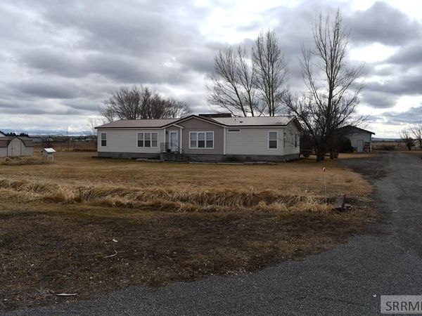 2252 E 300 N, ST ANTHONY, ID 83445