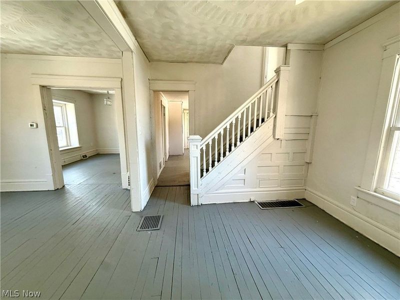 839 Kenyon Street, Akron, OH 44311 Photo 3