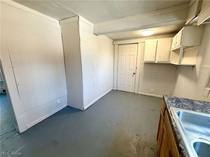 839 Kenyon Street, Akron, OH 44311 Photo 7