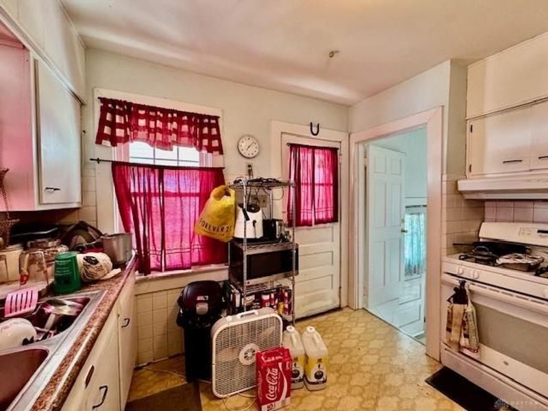 2824 S Smithville Road, Dayton, OH 45420 Photo 18