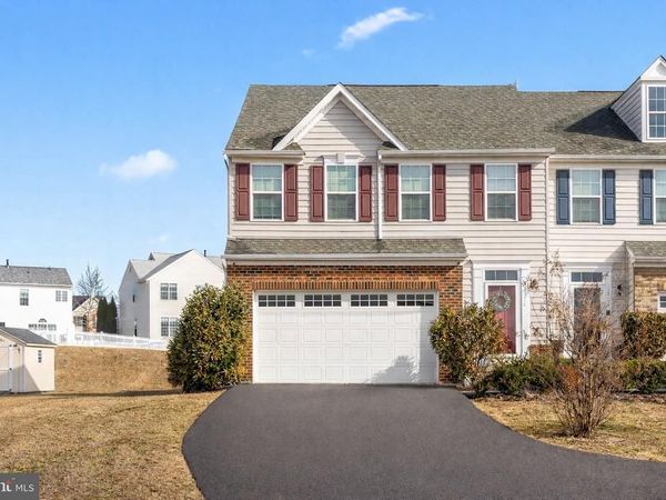 18214 BROWNSTONE PLACE, HAGERSTOWN, MD 21740