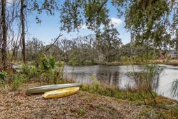 3983 Gift Boulevard photo 4