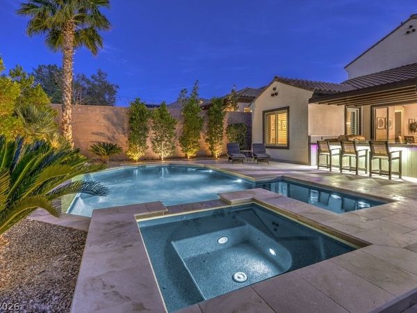 2440 Chateau Napoleon Drive, Henderson, NV 89044