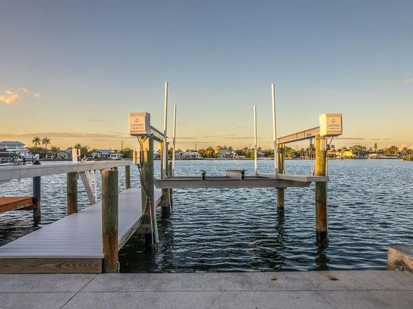 454 63RD STREET, HOLMES BEACH, FL 34217