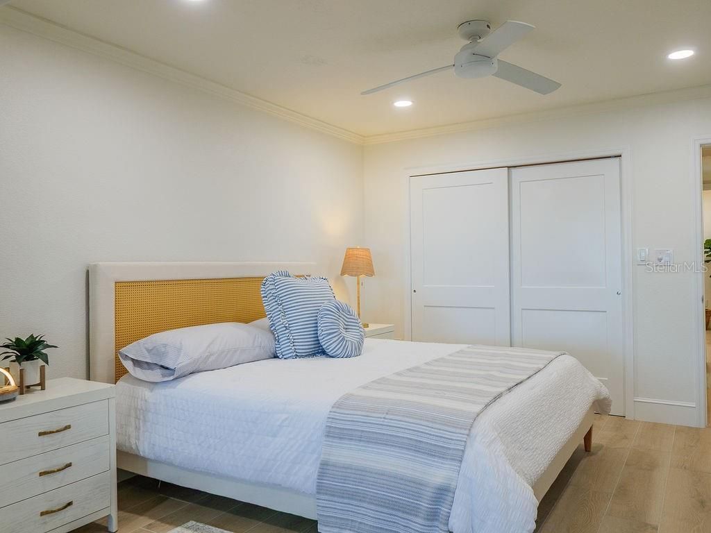 454 63rd Street, Holmes Beach, FL 34217 Photo