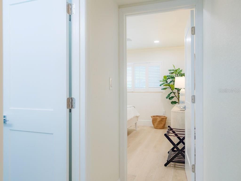 454 63rd Street, Holmes Beach, FL 34217 Photo