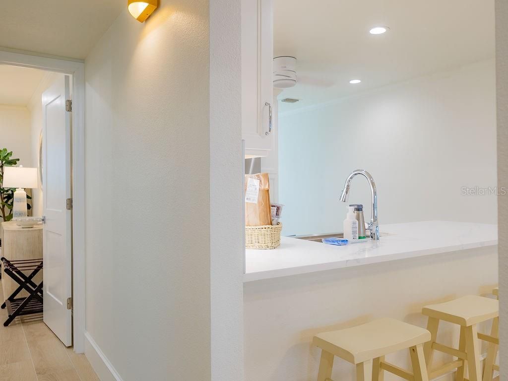 454 63rd Street, Holmes Beach, FL 34217 Photo