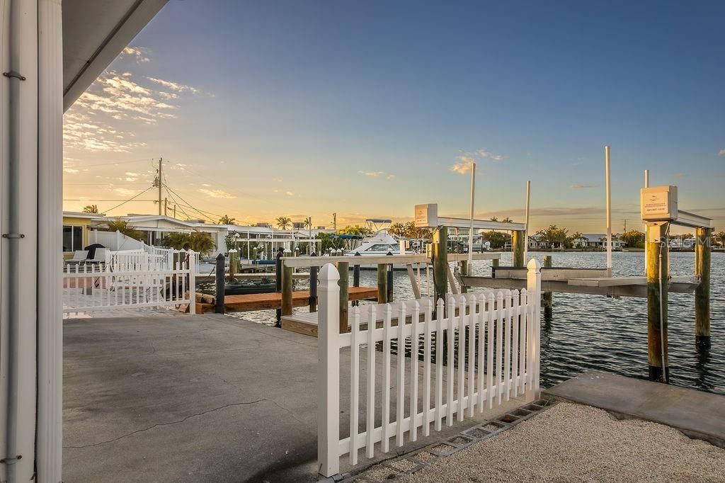 454 63rd Street, Holmes Beach, FL 34217 Photo