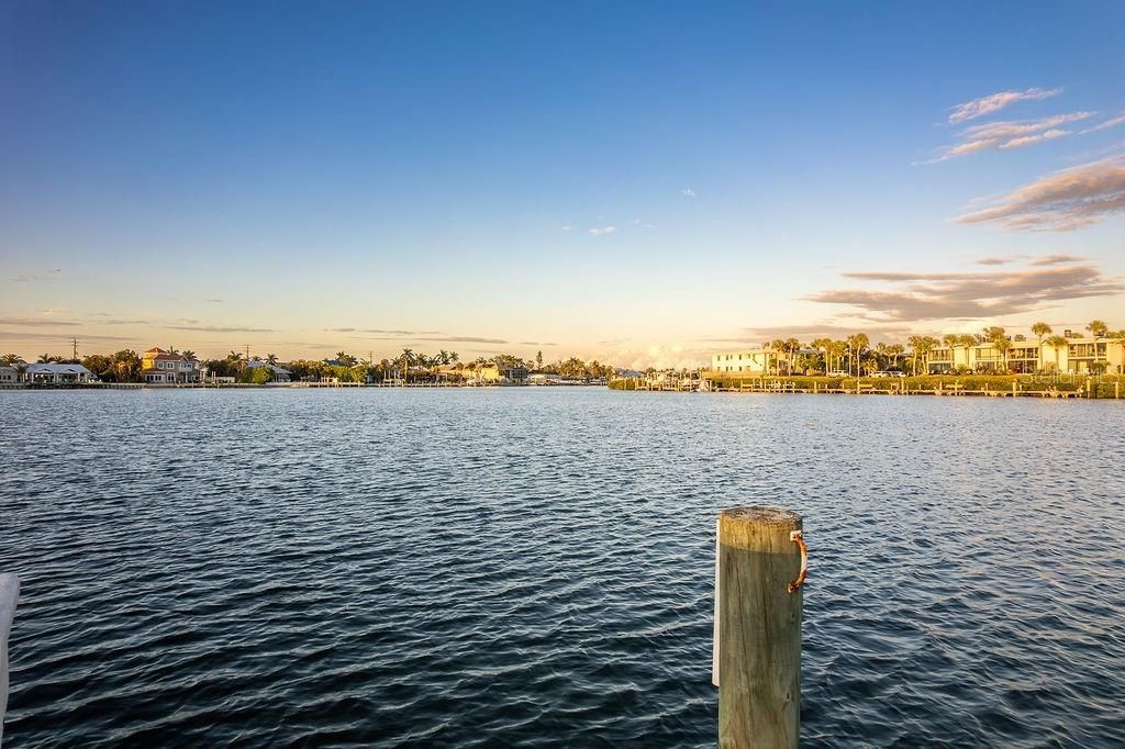 454 63rd Street, Holmes Beach, FL 34217 Photo