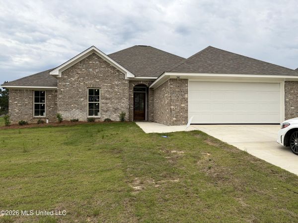541 Patrick Farms Drive, Pearl, MS 39208