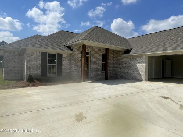 539 Patrick Farms Drive, Pearl, MS 39208