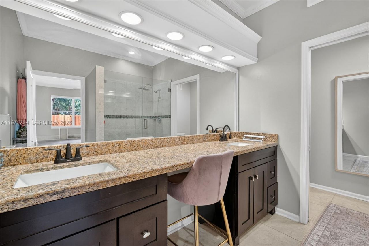 5911 Kelsey Ln , Tamarac, FL 33321 Photo