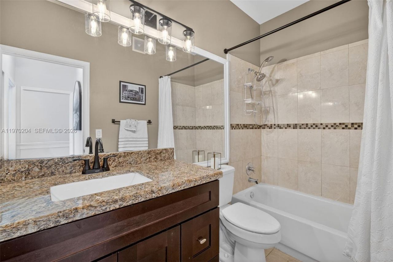 5911 Kelsey Ln , Tamarac, FL 33321 Photo