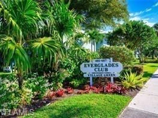 637 12th AVE S, Unit 637, NAPLES, FL 34102