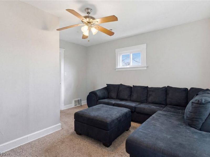 4025 E 144th Street, Cleveland, OH 44128 Photo 21