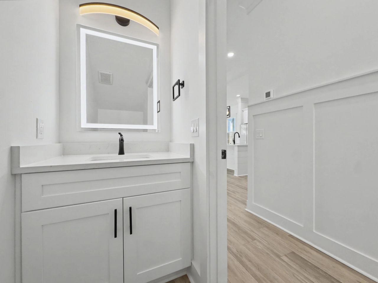 2032 Forest Avenue Photo 16