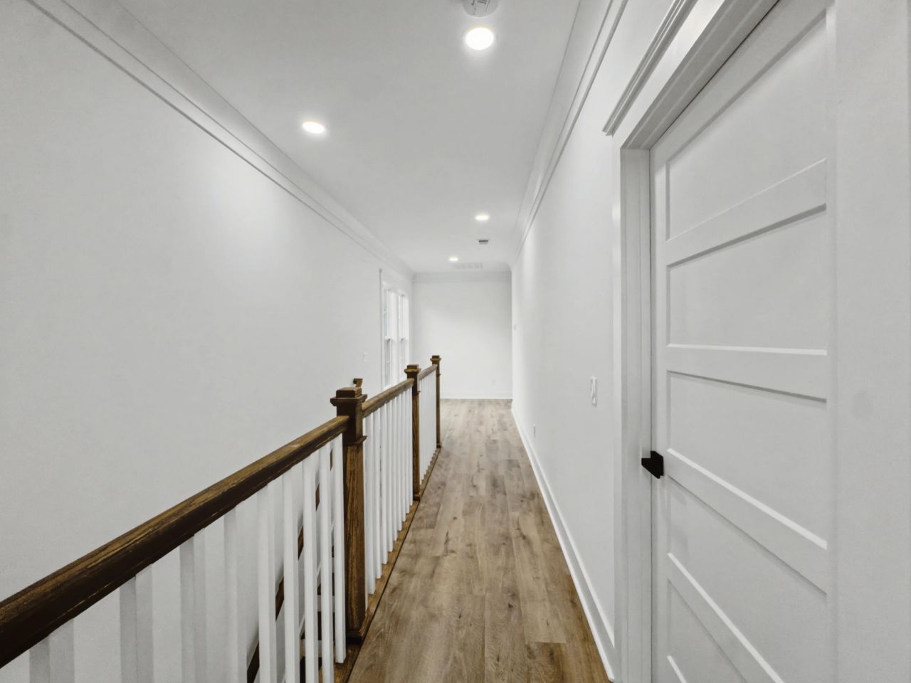 2032 Forest Avenue Photo 18