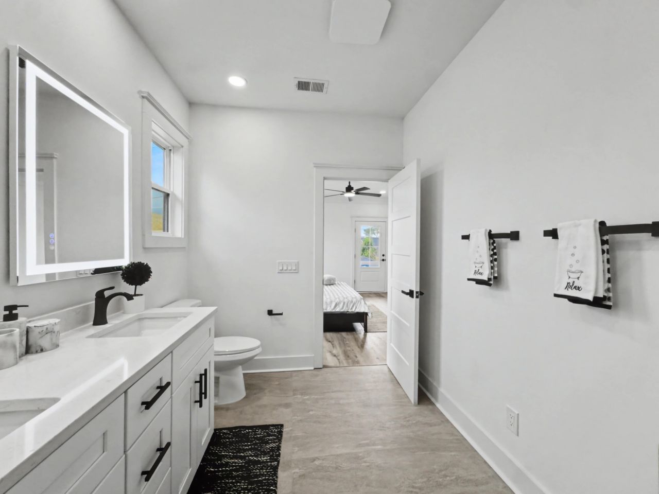 2032 Forest Avenue Photo 23