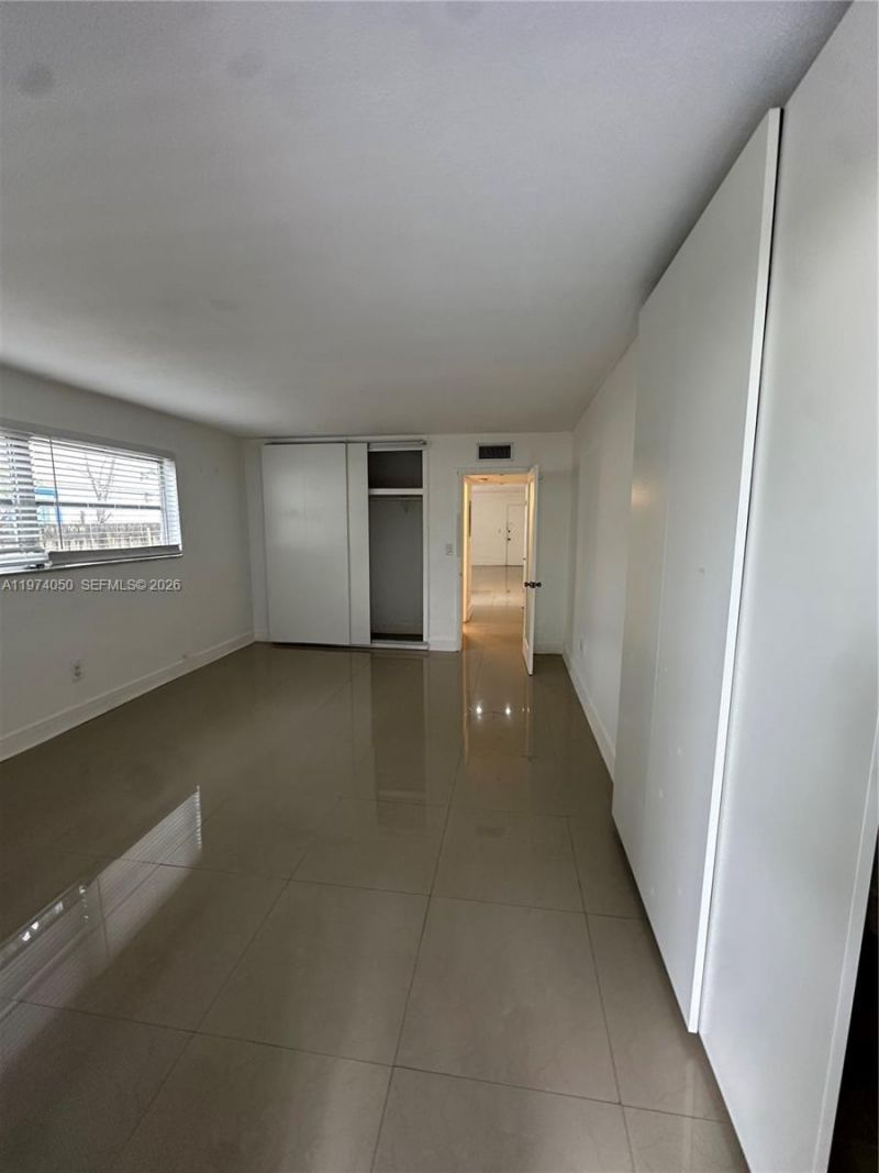 1120 102nd St, Unit 8, Bay Harbor Islands, FL 33154 Photo